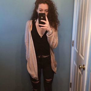 Meet your Posher, Brooke